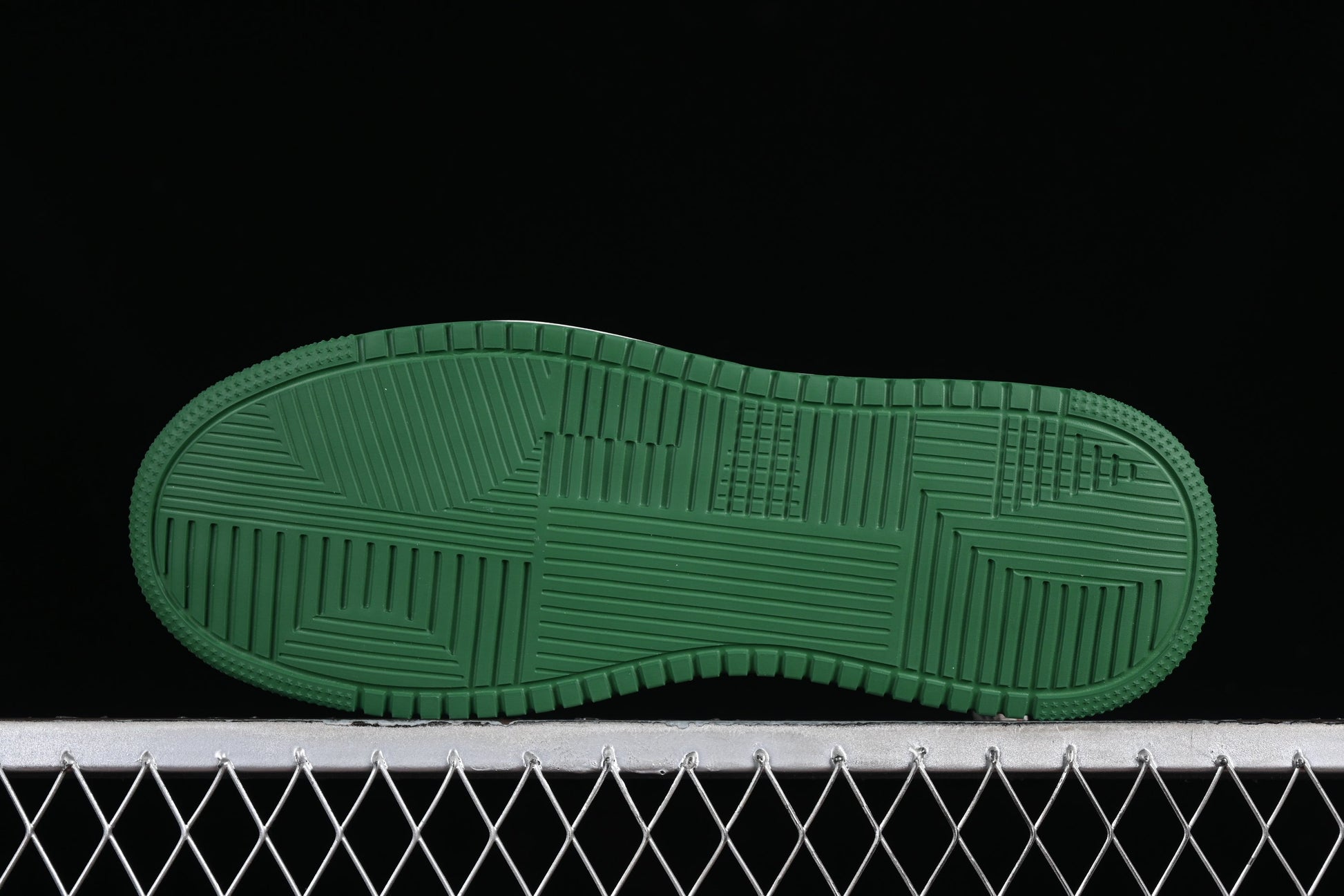 Gucci Screener GG Canvas Sneaker – Cream & Green XoticBlendz