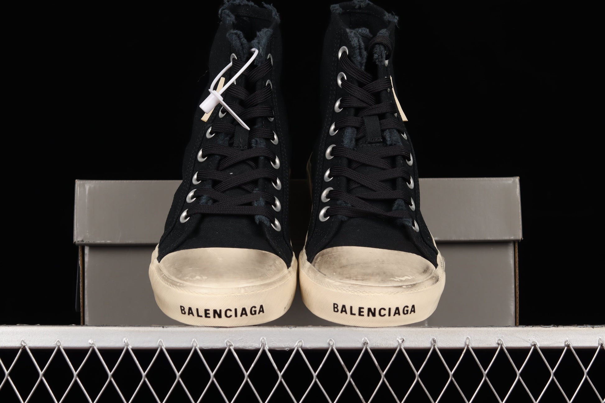 Balenciaga Vulcanized High Top – Multiple Color-ways XoticBlendz