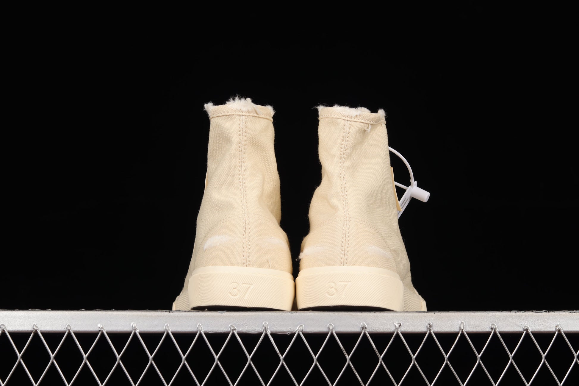 Balenciaga Vulcanized High Top – Multiple Color-ways XoticBlendz